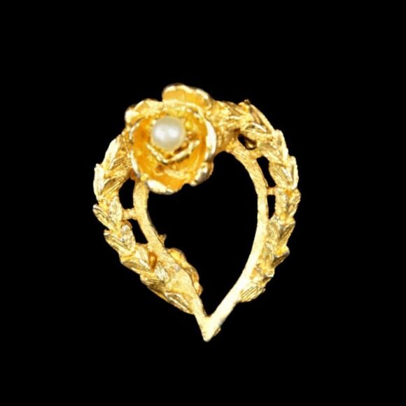 Vintage Faux Pearl Brooch Pin Gold Tone Heart Leaf Rose - Picture 1 of 6